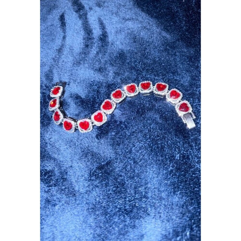 Red Heart Rhinestone Tennis Bracelet Silver Tone 7β New